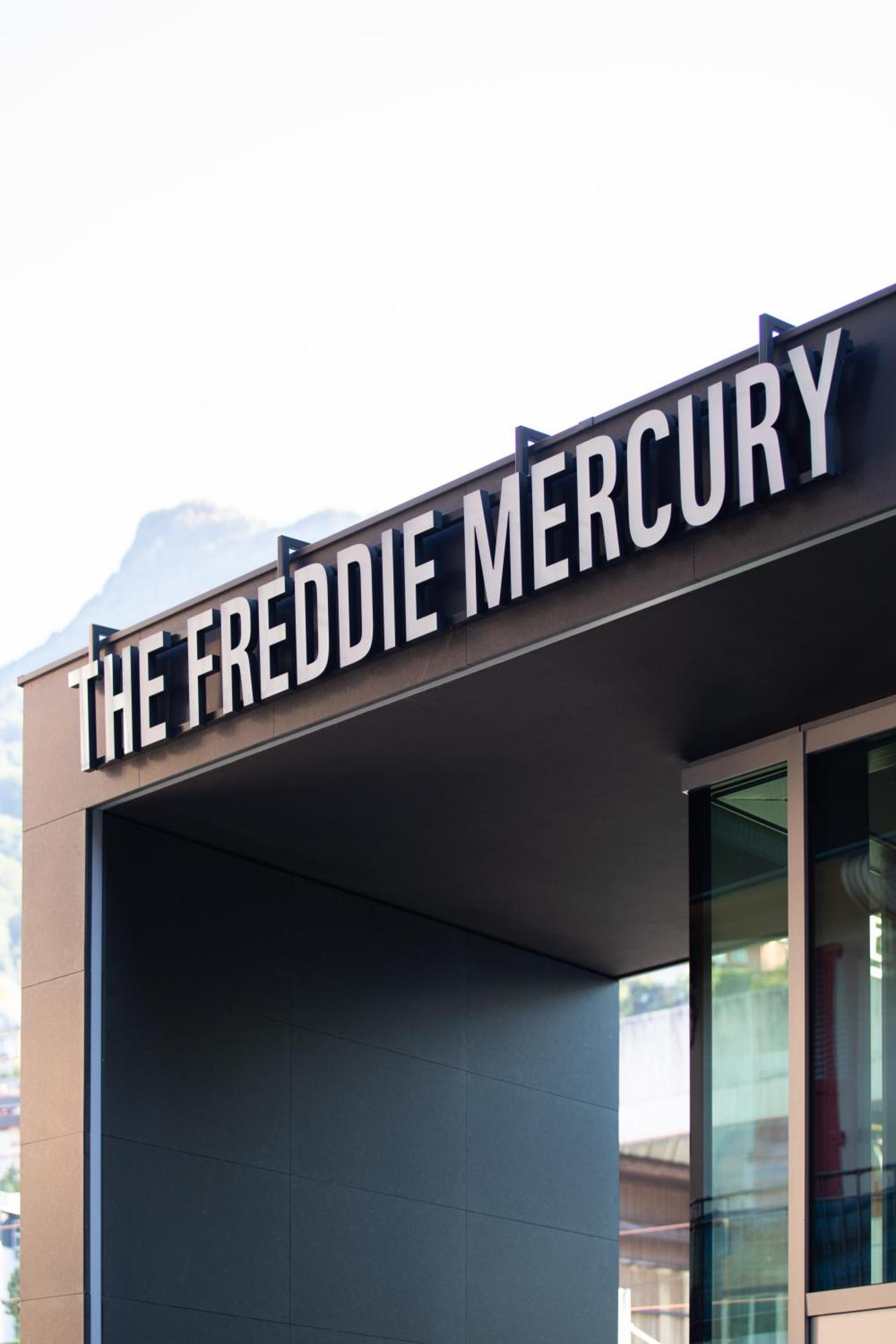"The Freddie Mercury" Hotel 蒙特勒 外观 照片