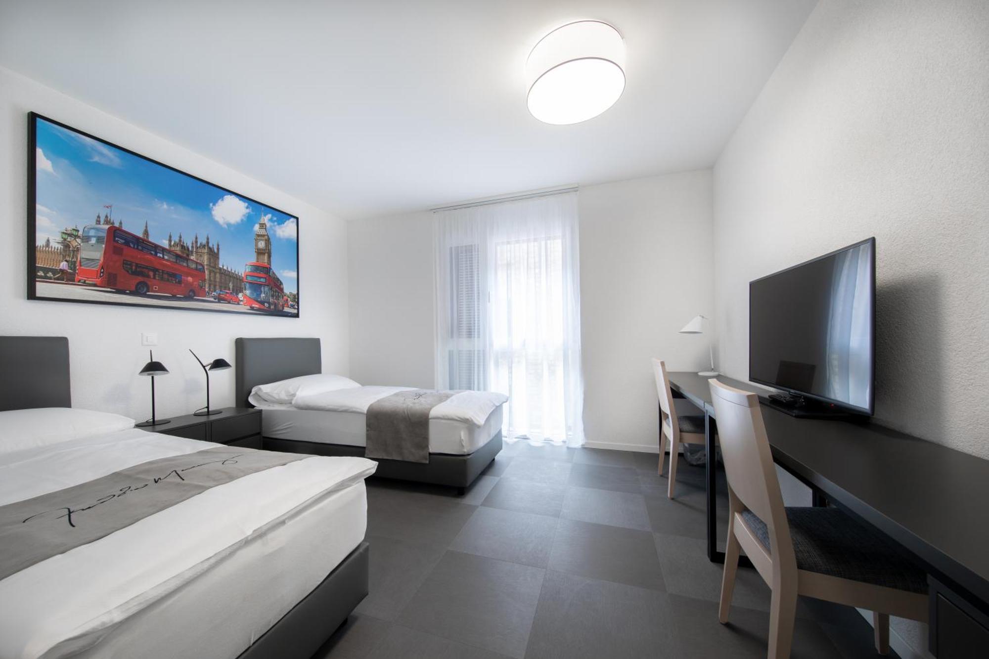 "The Freddie Mercury" Hotel 蒙特勒 外观 照片